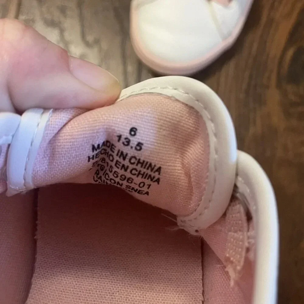 Old Navy 6 Infant White & Pink Rainbow Sneakers